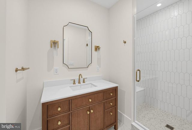 2074 FOX CREEK RD, Berwyn, PA 19312