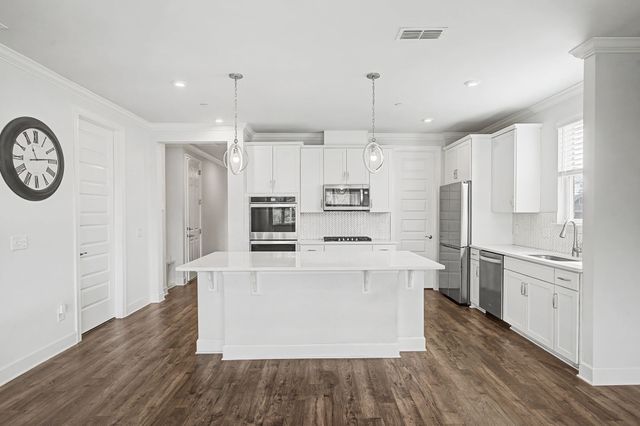 5033 Ozment Dr, Nolensville, TN 37135