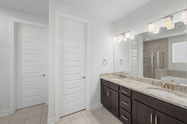 5033 Ozment Dr, Nolensville, TN 37135