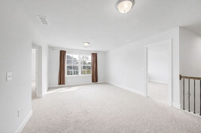 5033 Ozment Dr, Nolensville, TN 37135