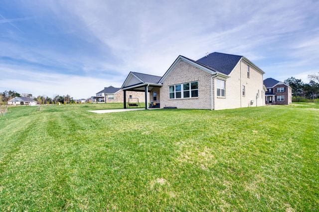 5033 Ozment Dr, Nolensville, TN 37135