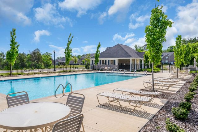 5033 Ozment Dr, Nolensville, TN 37135