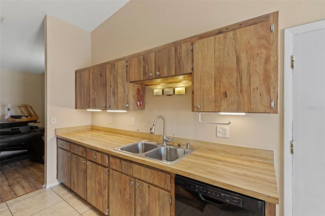 3506 33RD AVENUE W, Bradenton, FL 34205