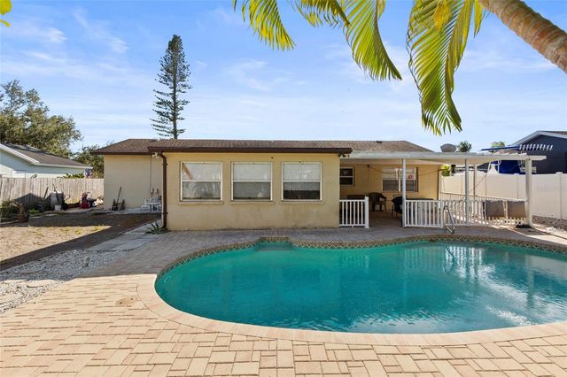 3506 33RD AVENUE W, Bradenton, FL 34205