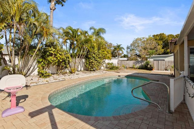 3506 33RD AVENUE W, Bradenton, FL 34205