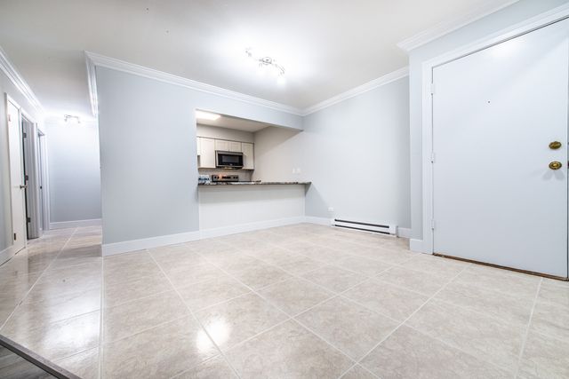 814 E Old Willow Road 109, Prospect Heights, IL 60070