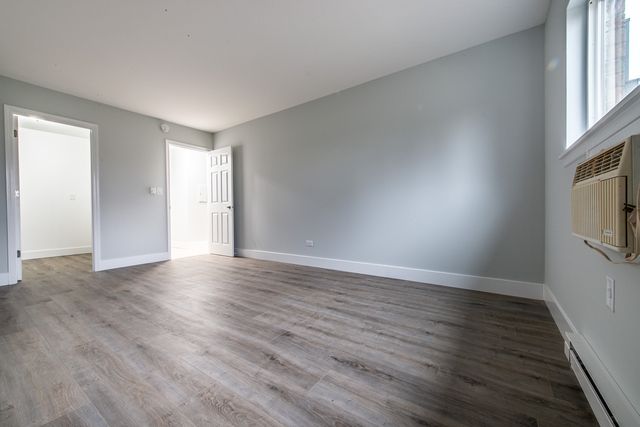 814 E Old Willow Road 109, Prospect Heights, IL 60070