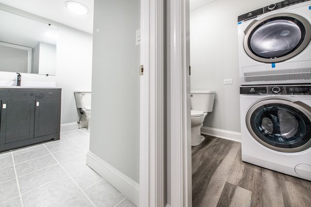 814 E Old Willow Road 109, Prospect Heights, IL 60070