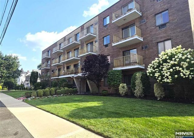 245 Anderson Street 4i, Hackensack, NJ 07601