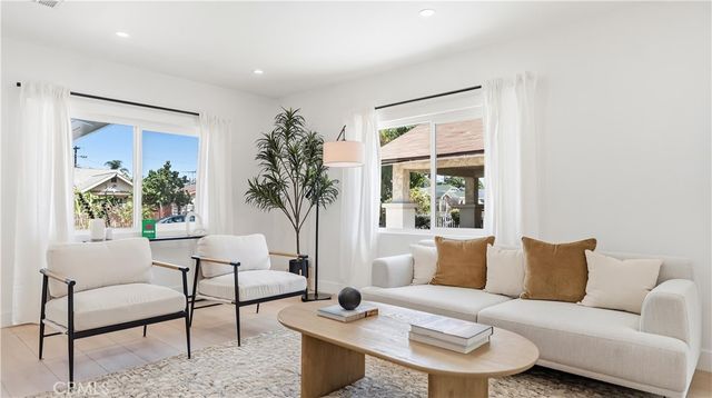 1746 W 38th Place, Los Angeles, CA 90062