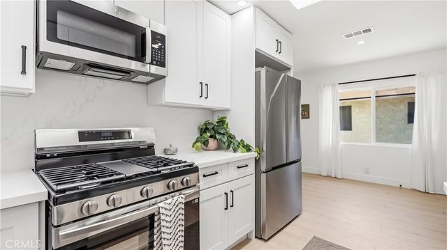 1746 W 38th Place, Los Angeles, CA 90062