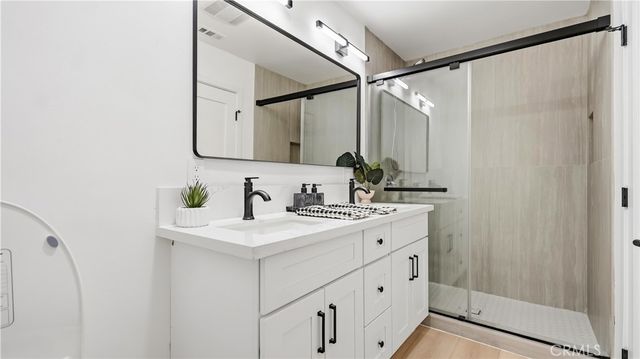 1746 W 38th Place, Los Angeles, CA 90062