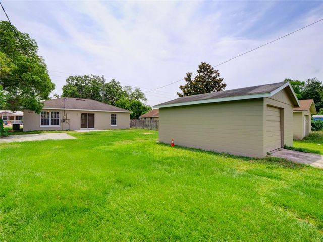 806 ILLINOIS AVENUE, St Cloud, FL 34771