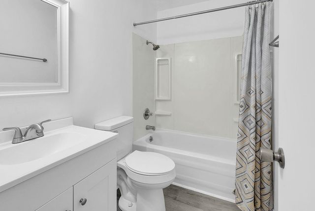 10301 N Kings Hwy Apt 6-3, Myrtle Beach, SC 29572