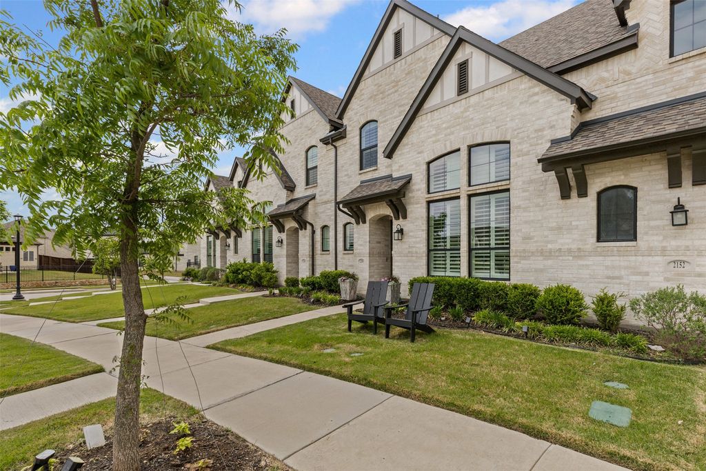 2156 Tolleson Drive, Fort Worth, TX 76008