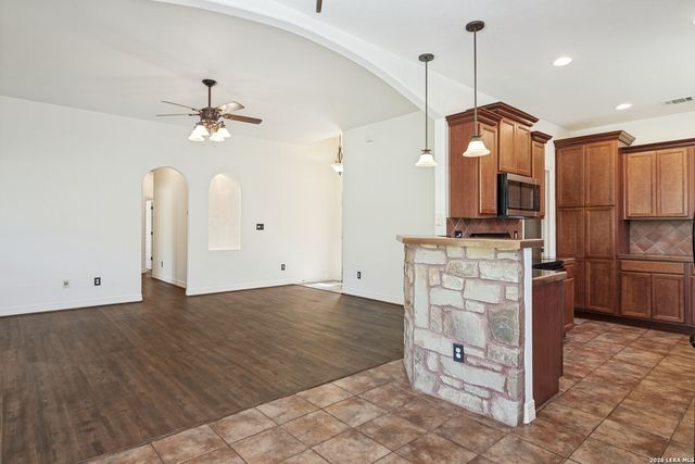 1490 Deep Water DR, Spring Branch, TX 78070
