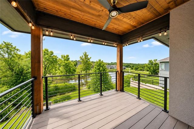 8826 McCoy Street, Lenexa, KS 66227