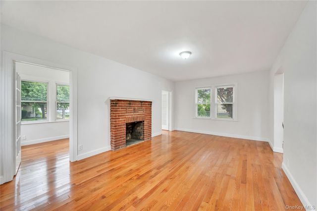 104-04 202nd Street, Saint Albans, NY 11412