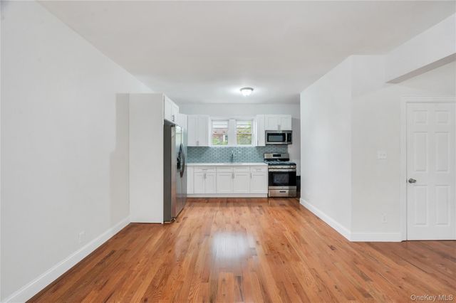 104-04 202nd Street, Saint Albans, NY 11412