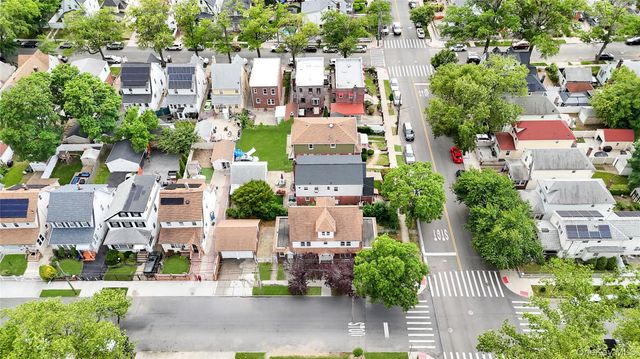 104-04 202nd Street, Saint Albans, NY 11412
