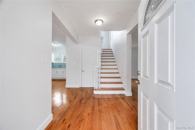 104-04 202nd Street, Saint Albans, NY 11412