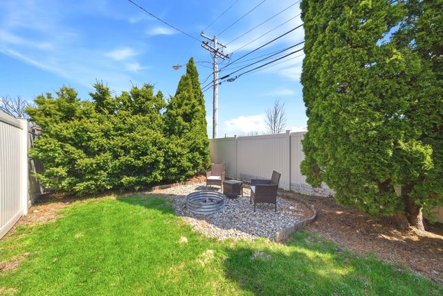 908 Curtis Avenue, Joliet, IL 60435