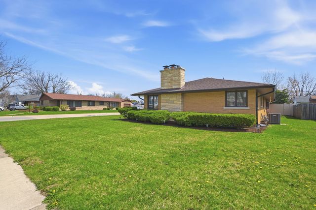 908 Curtis Avenue, Joliet, IL 60435