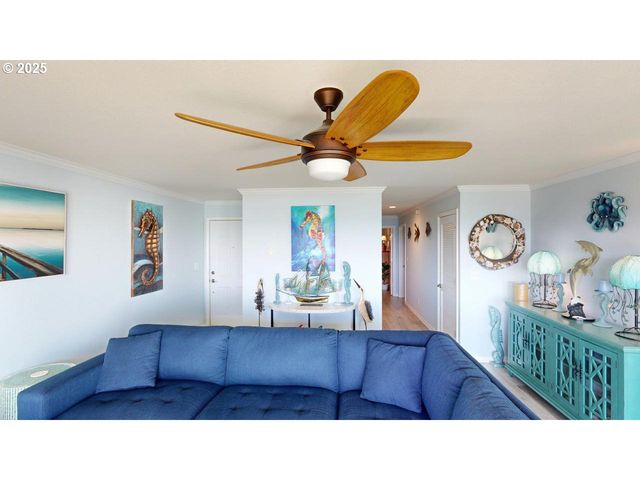 1303 MOORE St 102, Brookings, OR 97415