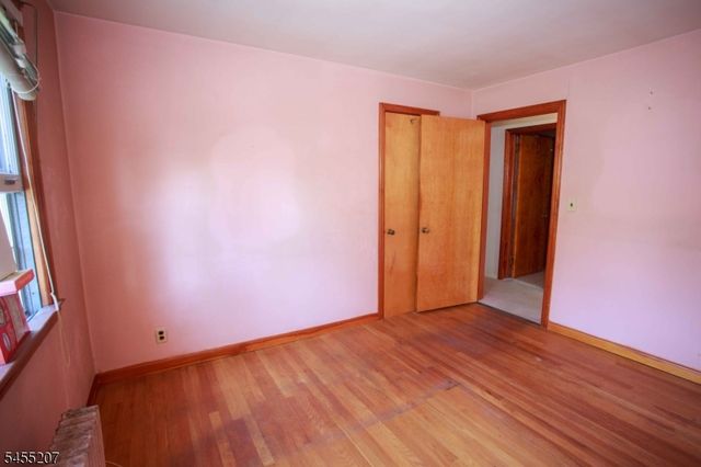 3 Linden Ave, Stanhope Boro, NJ 07874