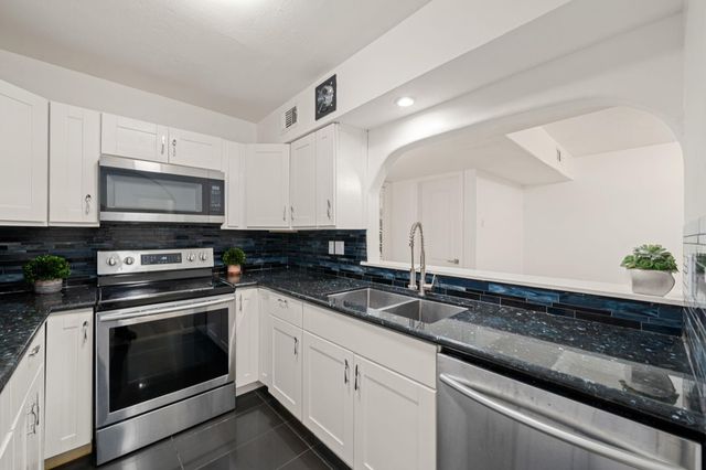 1257 Witte Road 16, Houston, TX 77055