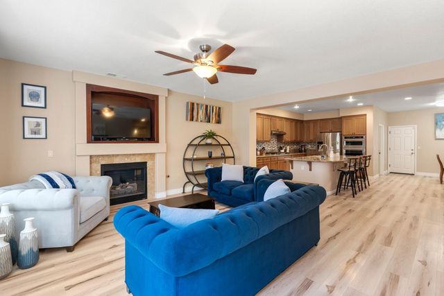 736 JONABEL Way, Oakdale, CA 95361