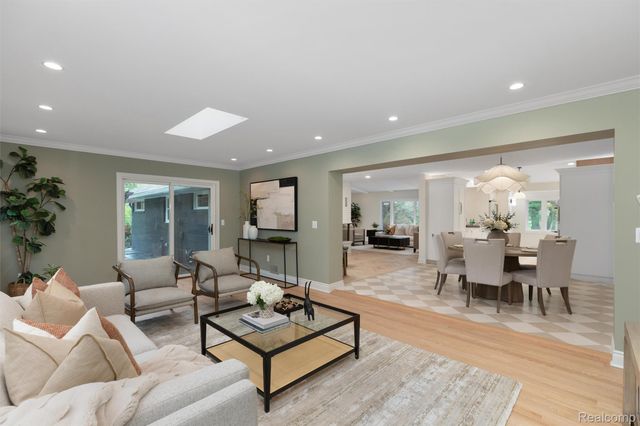 30360 Kincardine Road, Franklin Village, MI 48025