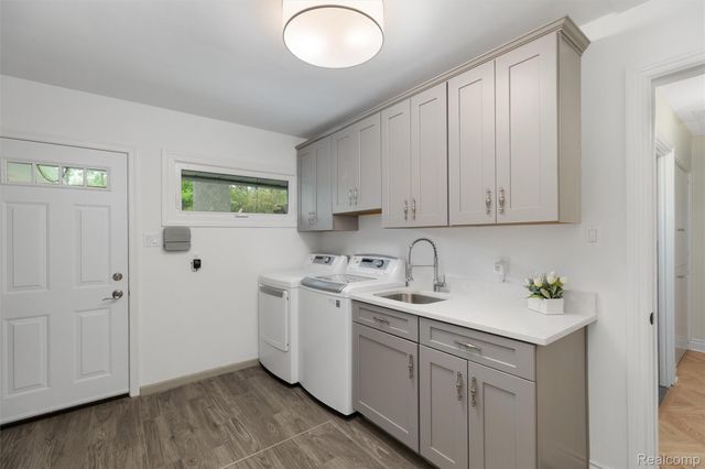 30360 Kincardine Road, Franklin Village, MI 48025