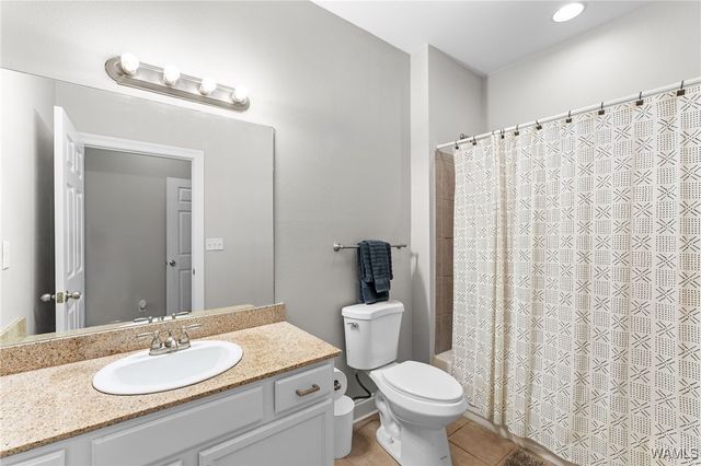 3218 Veterans Memorial 711, Tuscaloosa, AL 35404