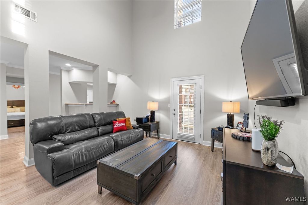 3218 Veterans Memorial 711, Tuscaloosa, AL 35404