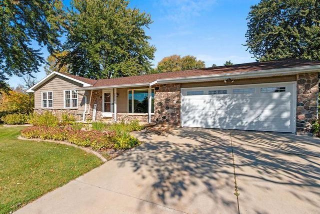 4975 CALEDONIA DRIVE, New Franken, WI 54229