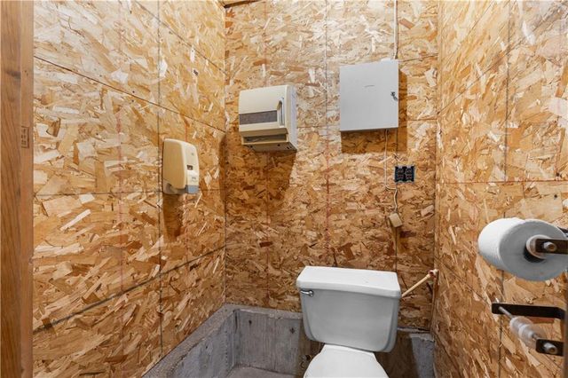 1317 N 63rd Terrace, Kansas City, KS 66102