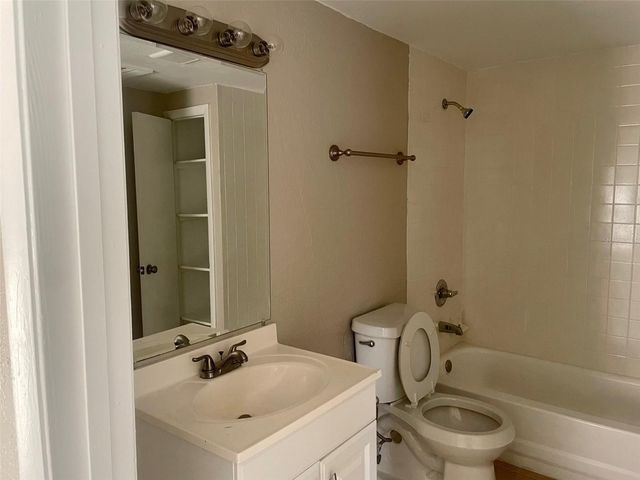 914 E 7TH STREET, Sanford, FL 32771