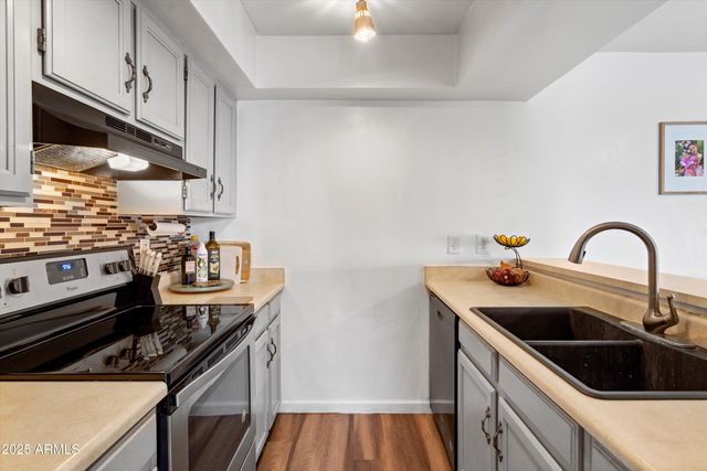 1430 W LA JOLLA Drive, Tempe, AZ 85282