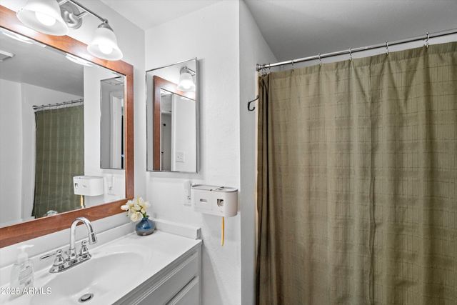 1430 W LA JOLLA Drive, Tempe, AZ 85282