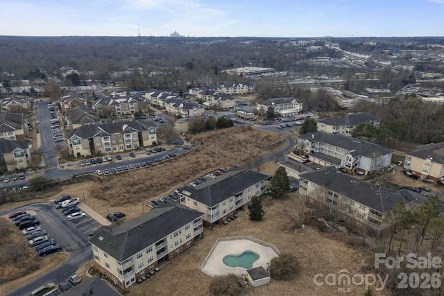 9285 Meadow Vista Road, Charlotte, NC 28213