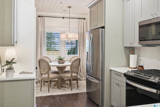 3017 VESTAVIA TERRACE DRIVE, Vestavia Hills, AL 35216