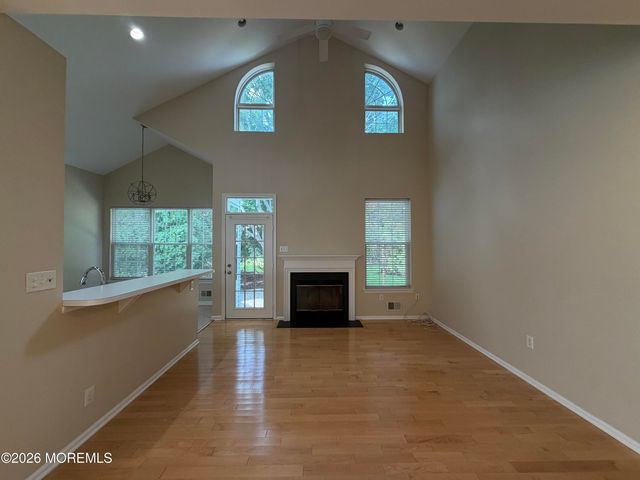 5 Exeter Pass, Colts Neck, NJ 07722