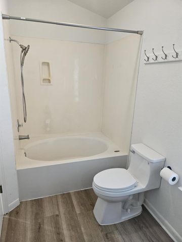 2002 CASPIAN CV, Round Rock, TX 78665