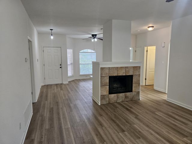 2002 CASPIAN CV, Round Rock, TX 78665