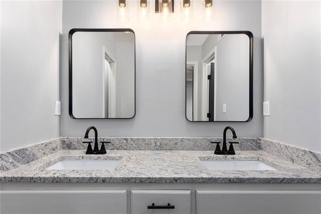 3529 N Wabash Avenue, Kansas City, MO 64116