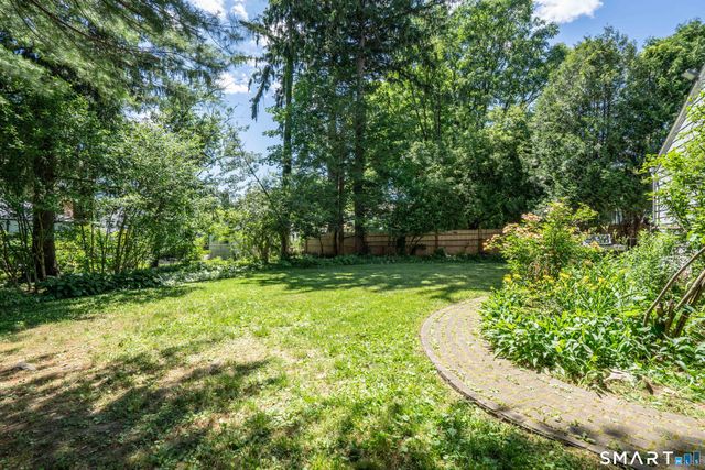 1847 Asylum Avenue, West Hartford, CT 06117