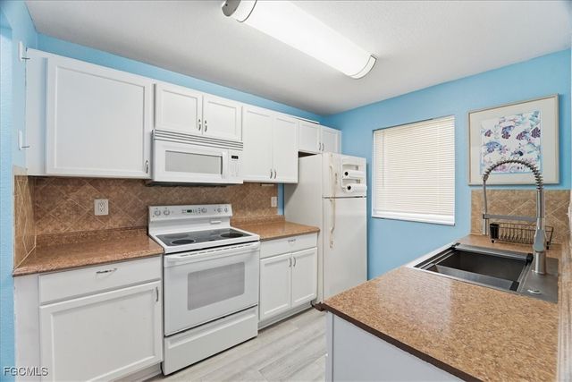 12660 Kenwood LN B, Fort Myers, FL 33907