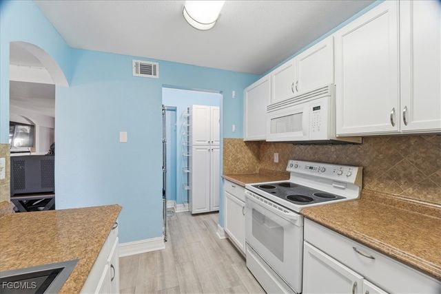 12660 Kenwood LN B, Fort Myers, FL 33907