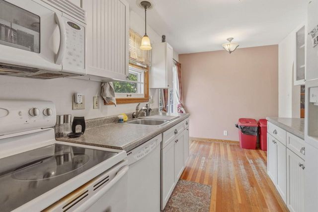 321 N Dewey AVENUE, Jefferson, WI 53549